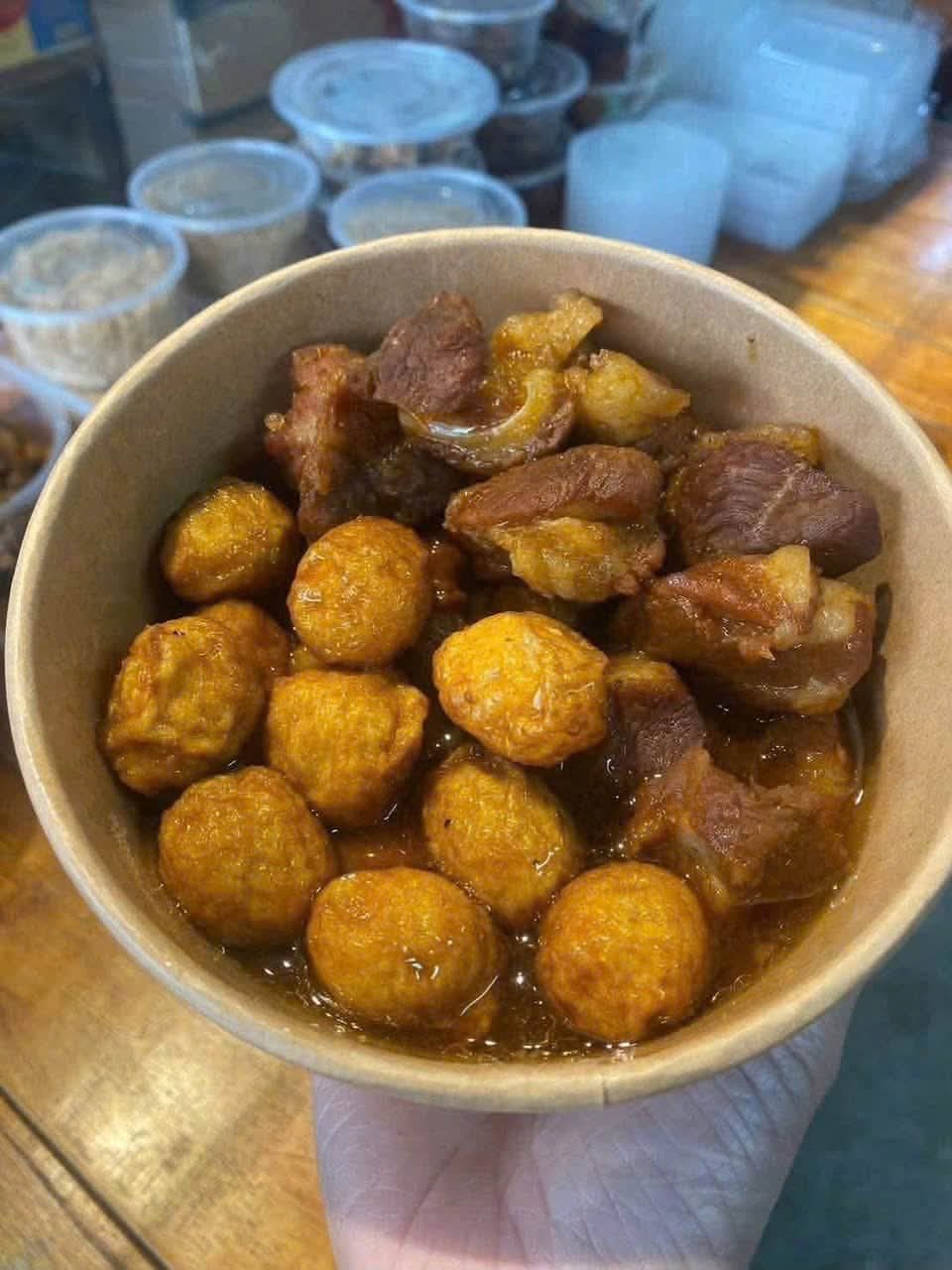 Thịt kho viên chiên
